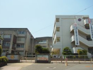 【中学校】香芝市立香芝中学校 1023m 周辺環境