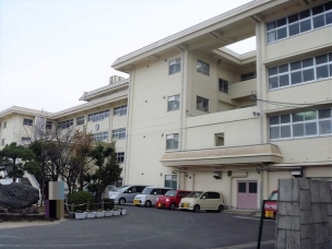 【小学校】大和高田市立片塩小学校 700m 周辺環境